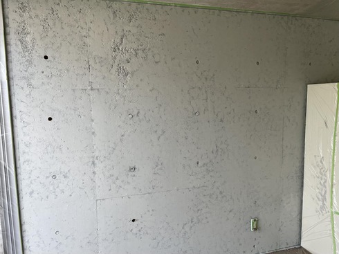 打ちっ放し風のWB多彩仕上げ